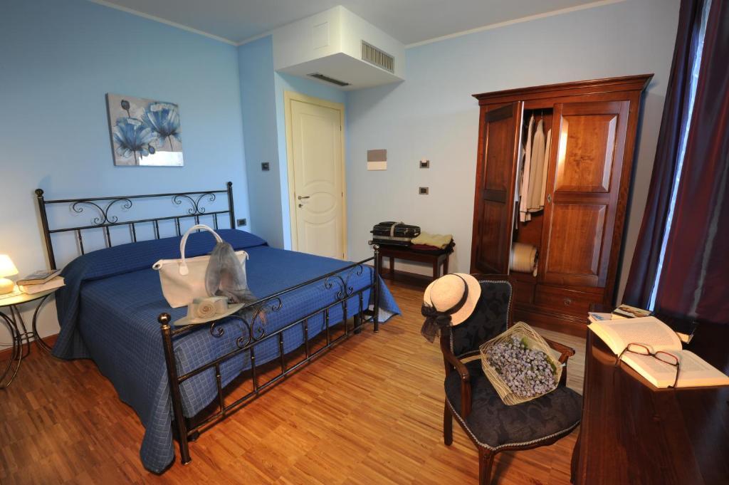 Villa Vecchio Castagnito Room photo